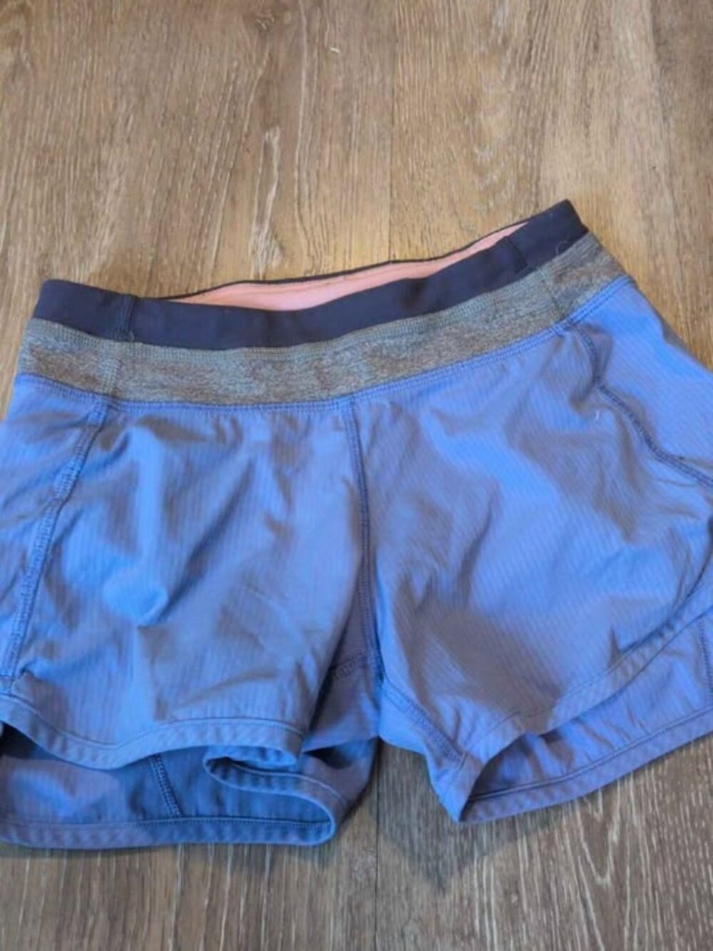 Ivivva girls size 8 Blue Athletic Shorts